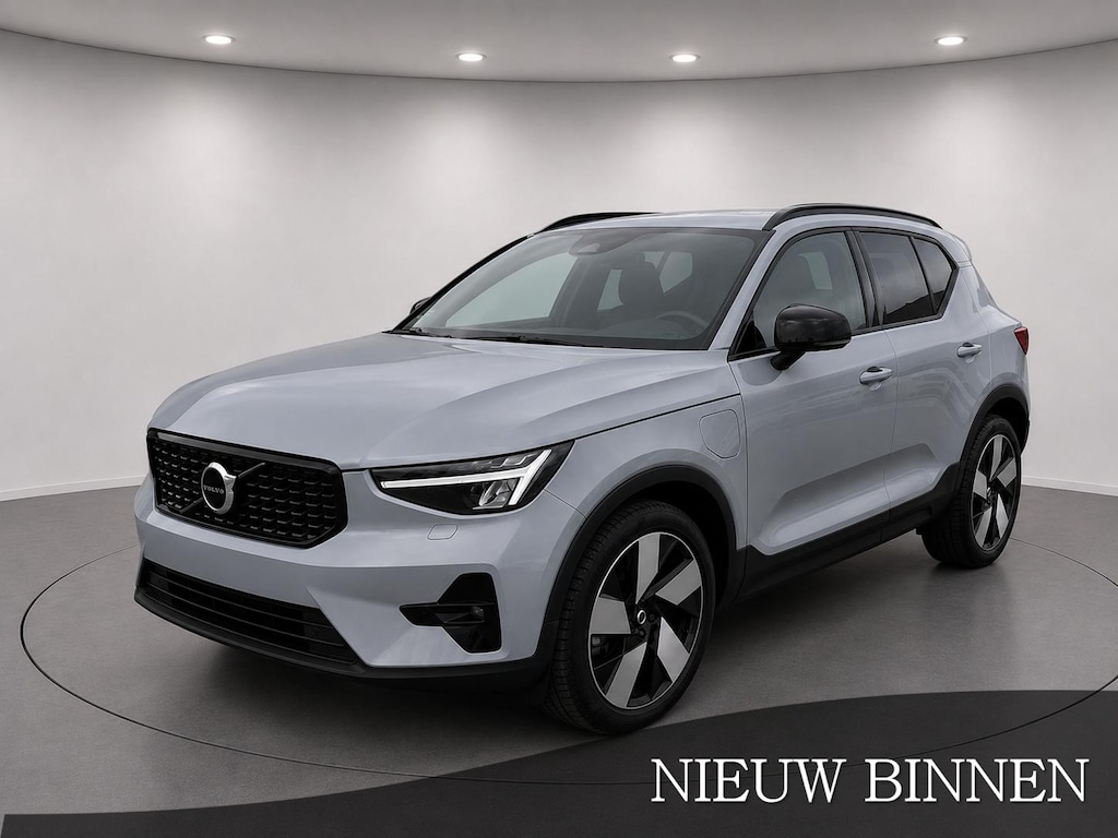 Volvo XC40 1.5 T4 Plug-In Hybrid Plus Dark Adaptive Cruise Control Camera 20 Inch Pano Harman/Kardon Kyless