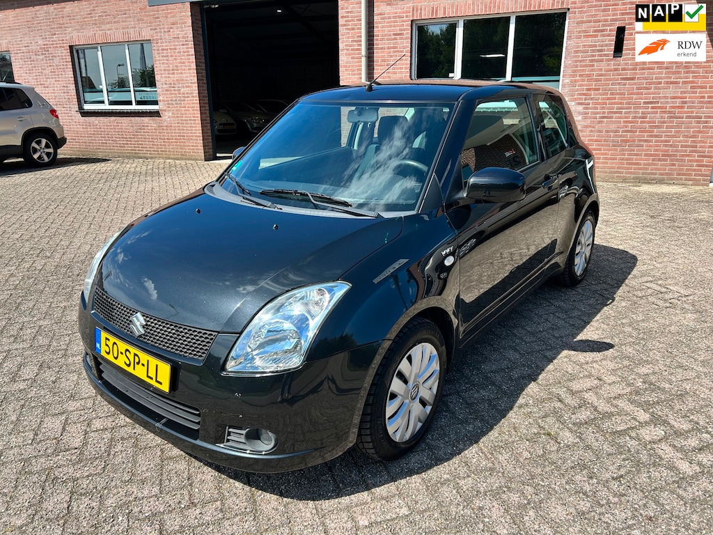Suzuki Swift 1.5 Exclusive // APK 12-4-2027 // Airco