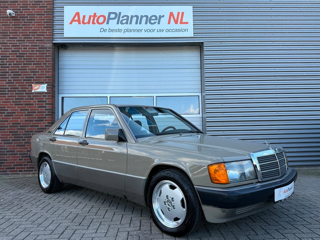 Mercedes-Benz 190-Serie 2.0 E! Automaat! Nieuw APK!