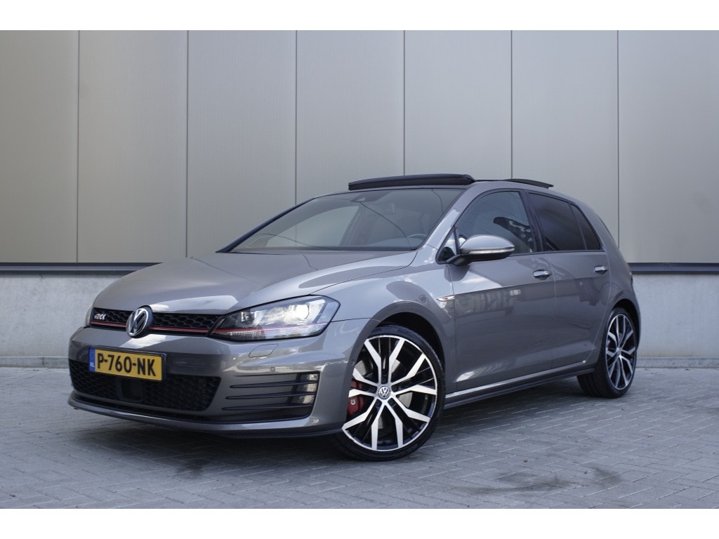 Volkswagen Golf 2.0 TSI GTI Perf.
