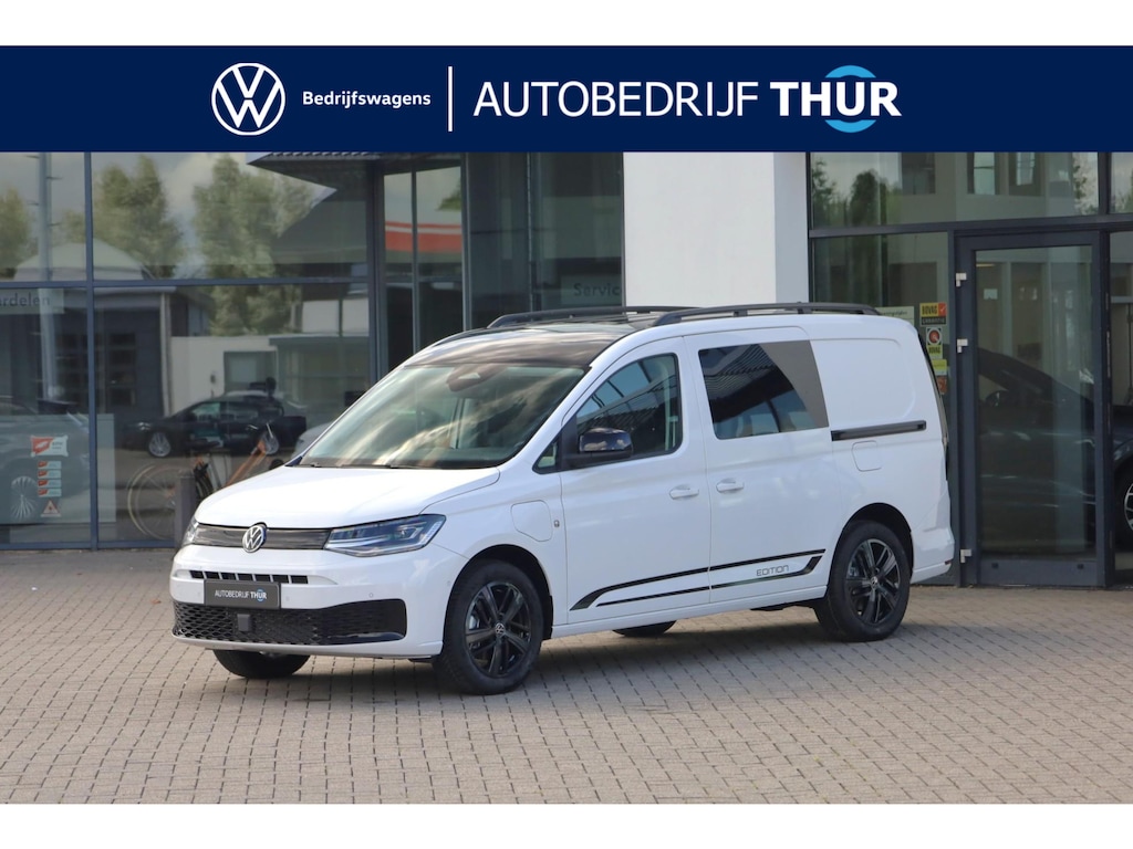 Volkswagen Caddy Maxi Cargo Flexible 1.5 TSI Flexible eHybrid Limited Edition 115PK / 85kW, Dodehoekdetectie (Side Assist), adaptieve cruise control (ACC), elektrisch verstel-, verwarm- en inklapbare buitenspiegels, achteruitrijcamera (Rear View), parkeersensoren voor en achter (PDC), trekhaak, navigatie, Apple Carplay & Android Auto, DAB+, verwarmbare voorstoelen, keyless start, 17" 'Vulcano' LMV, multifunctioneel lederen stuurwiel etc.