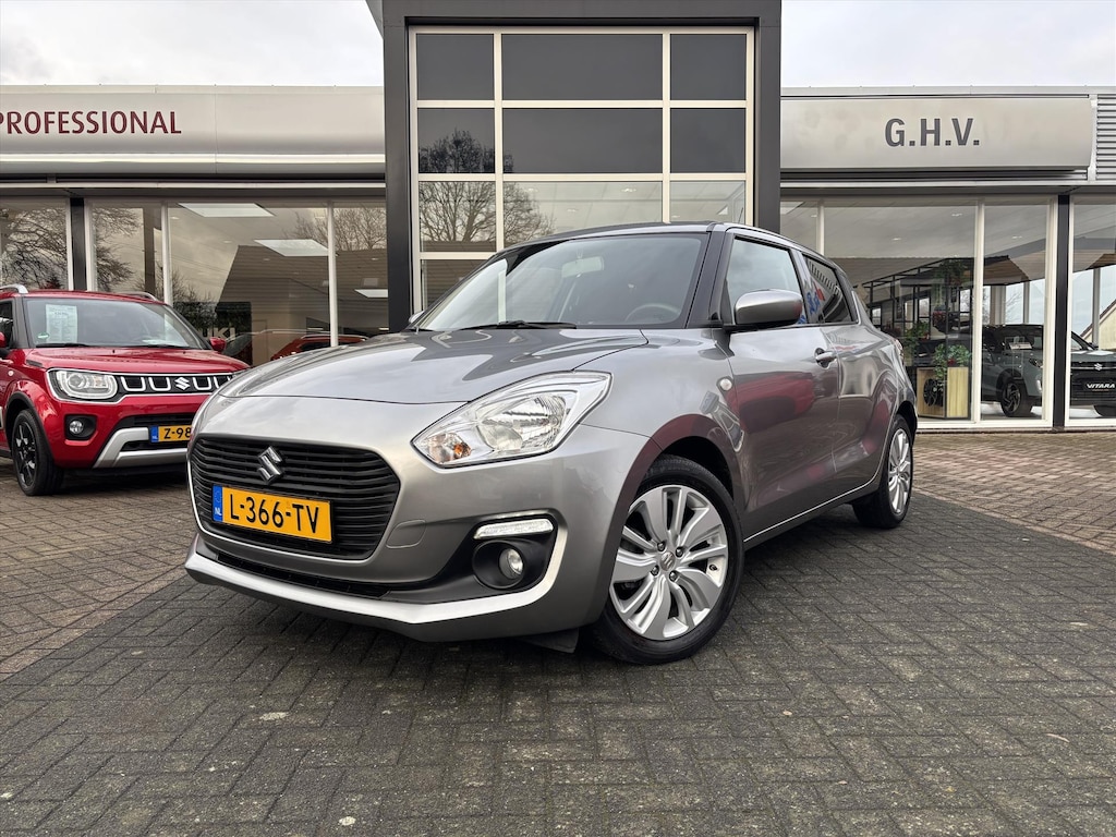 Suzuki Swift 1.2 DualJet 90pk Smart Hybrid Select | Trekhaak |