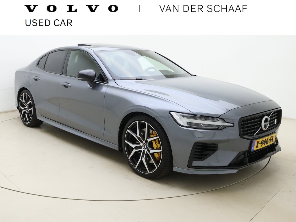 Volvo S60 T8 405pk AWD Polestar Engineered / Panoramadak / 20'' / Styling Kit / Black Pack / Harman&Kardon Audio / Head-Up / Flippers / Getint Glas / 360 Camera / DAB / Full-LED / Gelaagd Glas /