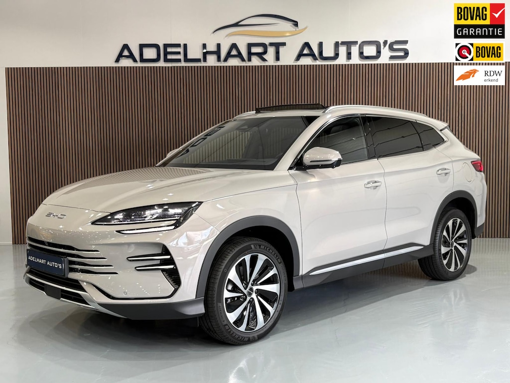BYD Seal U 1.5 T DM-i AWD Design 325 PK / Panorama / Lederen interieur / Camera / Elektrische stoelen / Full option