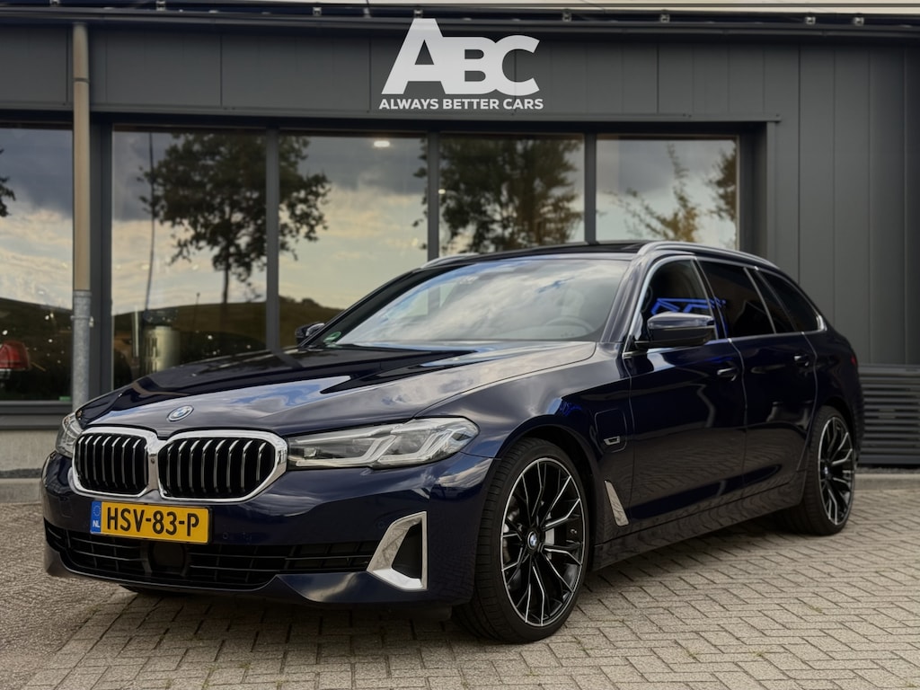 BMW 5-Serie Touring 530e xDrive High Executive Luxury Line Pano