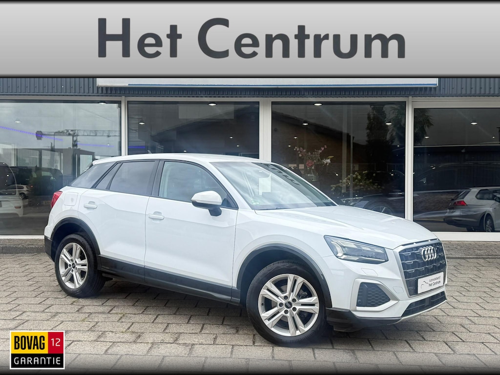 Audi Q2 35 TFSI S Edition Carplay - Camera - Keyless - Stoelverwarming - Dig. display