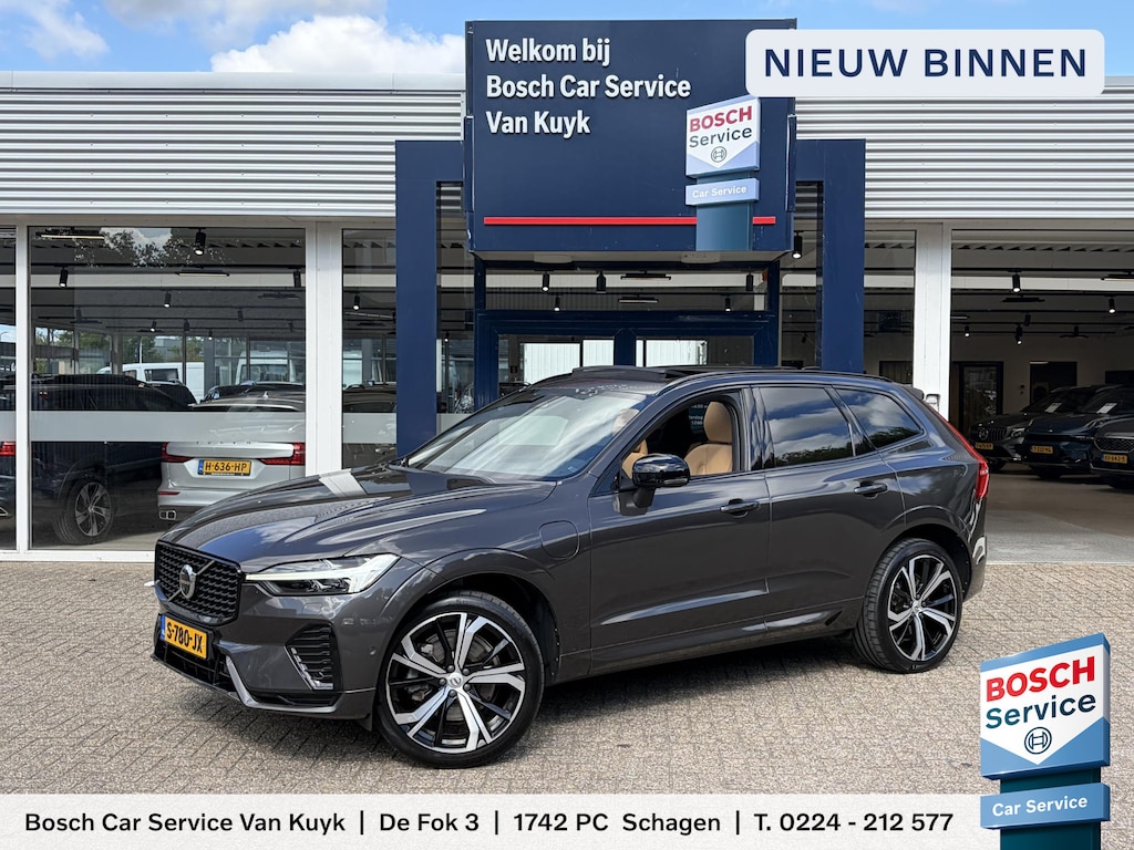 Volvo XC60 2.0 T8 Plug-in hybrid AWD Ultimate Dark / Automaat / NL-Auto / 455PK ! / Dealer-Onderhouden / Stoelen met Massagefunctie / Stoel- en Stuurverwarming / Open-Panodak / Adaptieve Cruise-Control + Pilot-Assist / Stoelverkoeling / Head-Up Display / Apple-Carlay & Android-Auto / 360°-Camera / Bowers & Wilkins Audio / Dodehoek-Detectie / Elektr.- Stoelen met Geheugen / Elektr.-Achterklep / Draadloze-Telefoonlader / Keyless / Full-LED / DAB Radio-Bluetooth / Navi / 21'' LMV / ENZ.