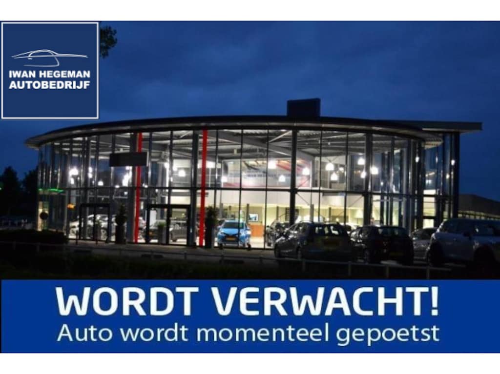 Renault Captur 1.3 TCe 155 Initiale Paris AUTOMAAT | Schuif/kanteldak | Trekhaak | Leer | Adapt. Cruise | Climate Control | Navigatie