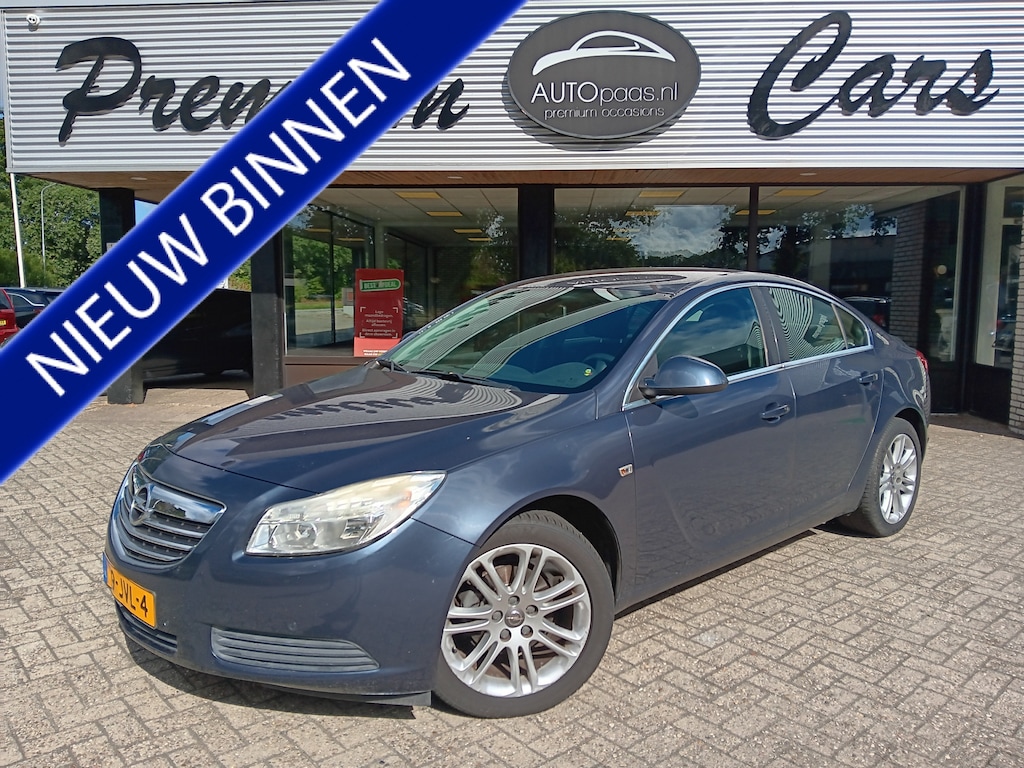 Opel Insignia 1.8 Business 18 inch,trekh,airco,nav,cruise. Nette auto