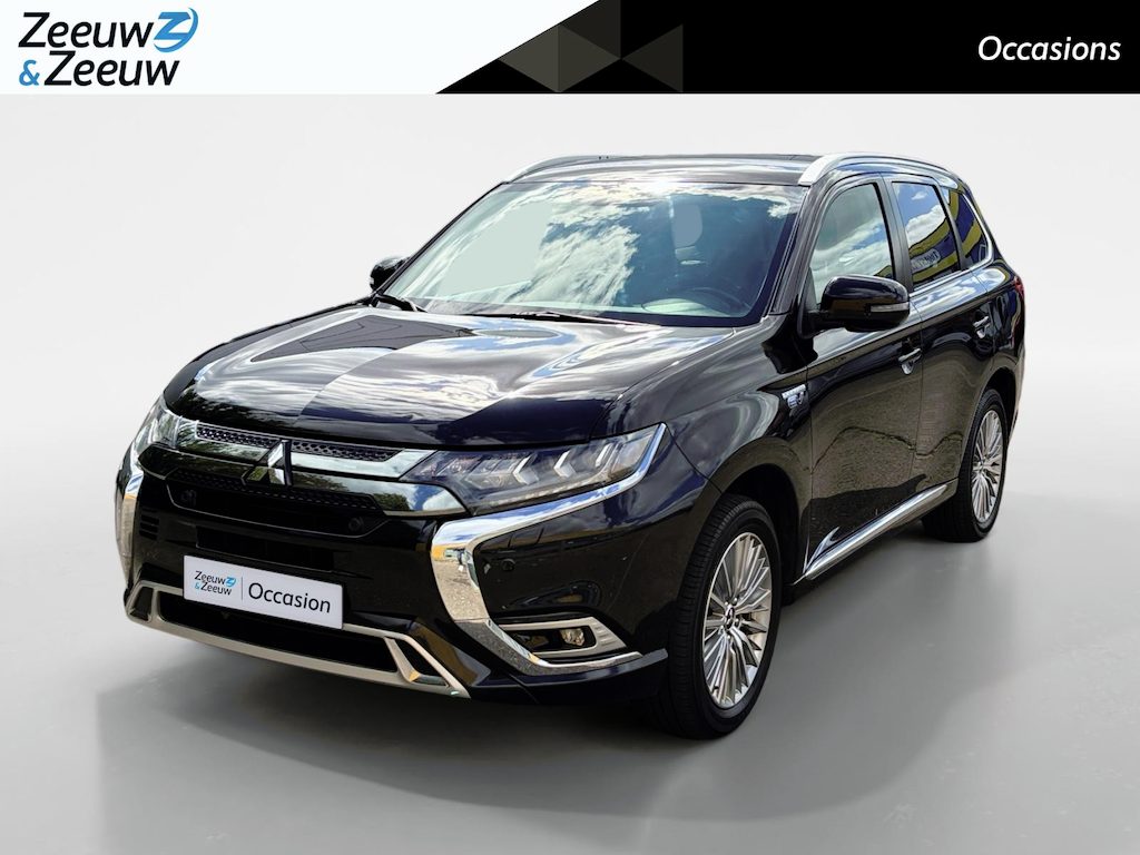 Mitsubishi Outlander 2.4 PHEV Intense Apple Carplay/Android Auto , electronic climate controle , leder , stoelverwarming , lm velgen , cruise , trekhaak .