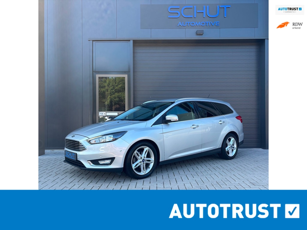 Ford Focus Wagon 125pk Titanium CLIMA |CARPLAY | NAVI | STOEL + STUURVERWARMING | 17INCH | PARKASSIST