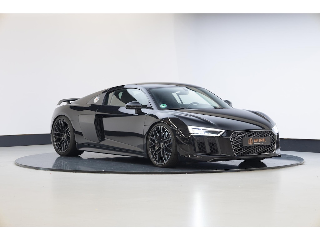 Audi R8 5.2 FSI quattro Plus | Keramische remmen | Mat Carbon | Schaalstoelen | Capristo | B&O |