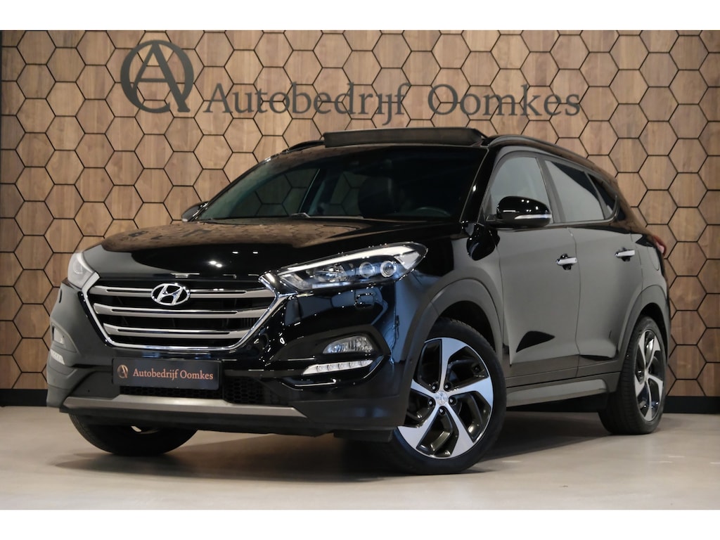 Hyundai Tucson 1.6 T-GDi 4WD *PANORAMADAK* Leder/Afn. Trekhaak/Navi/Camera/ALL-Seasons