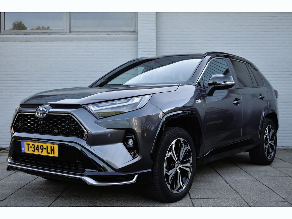 Toyota RAV4 2.5 Plug-in Hybrid AWD Bi-Tone Plus Automaat 306pk | Stoelverkoeling | 360 camera | Head-up display | Trekhaak |