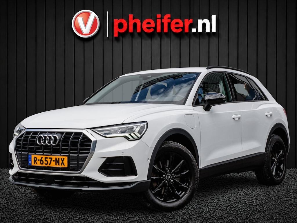 Audi Q3 45 TFSI e 245pk Advanced edition Sportstoelen/ Stoel-stuurverwarming/ Camera/ Navigatie/ Carplay/ Elektr. achterklep/ Adapt. cruise/ Virtual cockpit