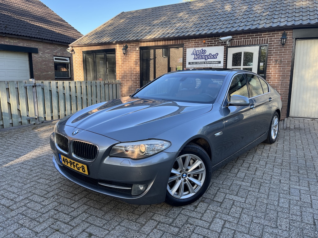 BMW 5-Serie 530d Executive Schuifdak Leer Trekhaak