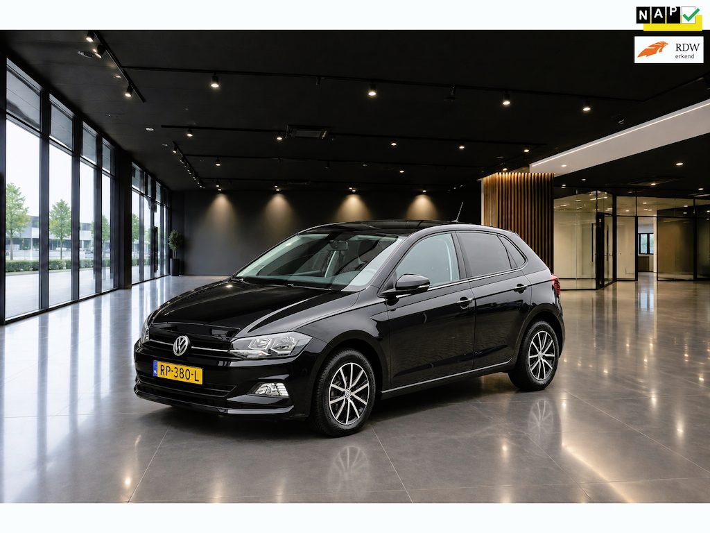 Volkswagen Polo 1.0 TSI COMFORTLINE 5DRS NAVI LMV
