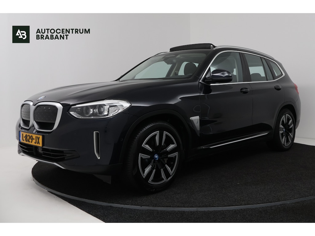 BMW iX3 Executive 80 kWh (SOH 99,4%, PANORAMADAK, CAMERA, STOELVERWARMING, CRUISE ADAPTIEF, SFEERVERLICHTING)
