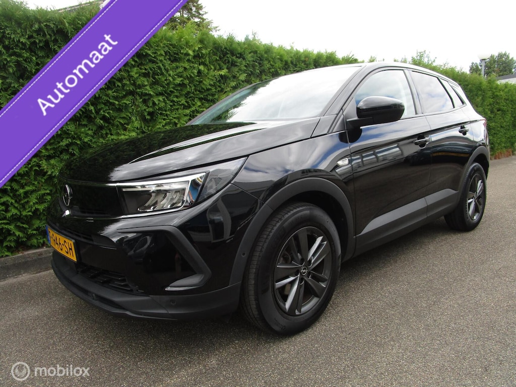 Opel Grandland 1.2 130 PK AUTOMAAT - STOELVERWARMING - LMV
