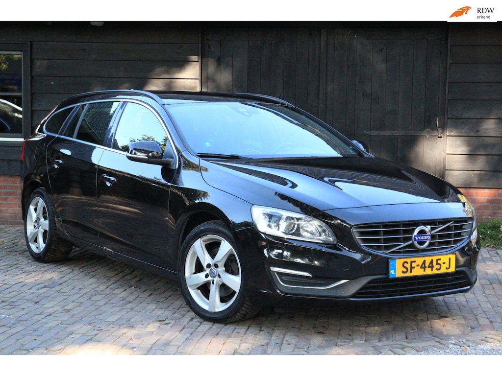 Volvo V60 2.0 D4 Nordic+ Xenon/Stoelverwarming/Navigatie/Parkeersensor