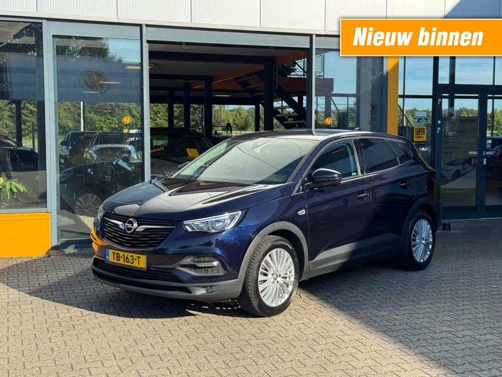 Opel Grandland 1.2 T 130 pk Online Edition - trekhaak - all season banden