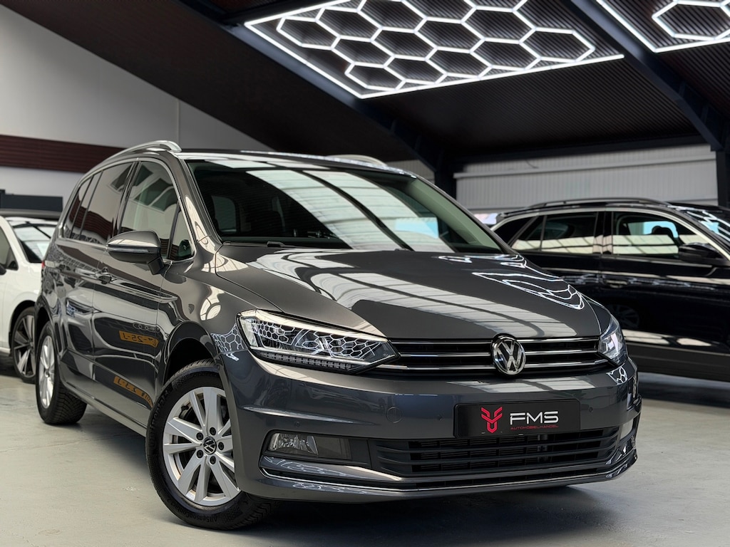Volkswagen Touran 1.4 TSI Highline 7p CarPlay