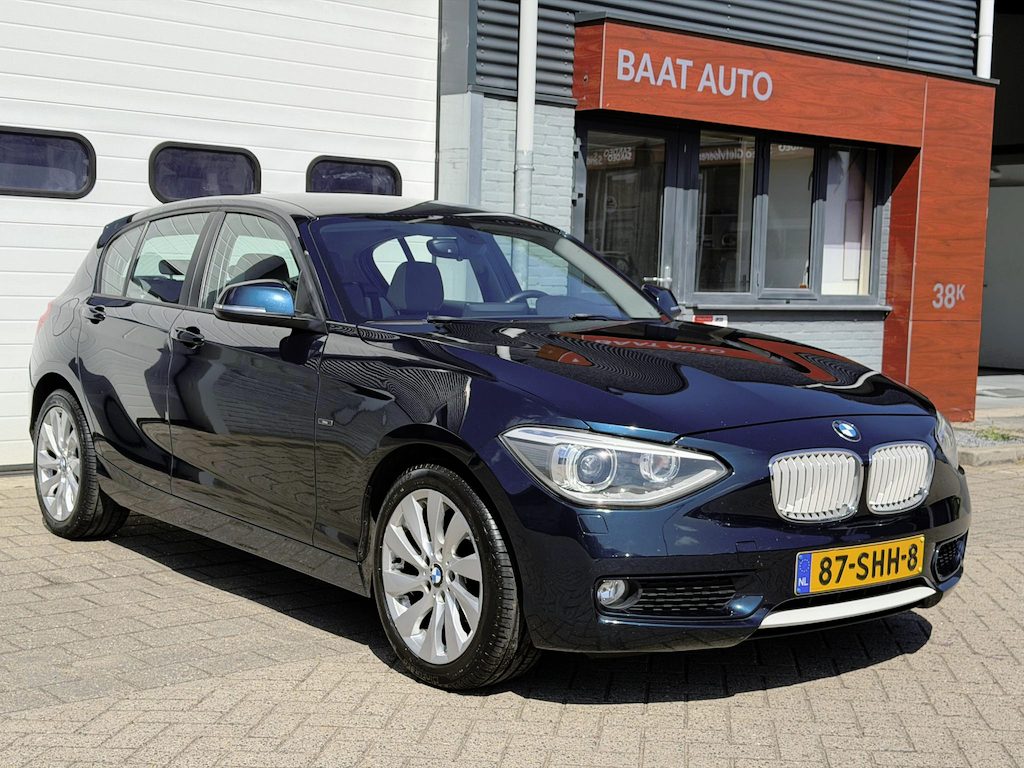 BMW 1-Serie 116i Business Urban line NW APK Xenon Halfleder Navi