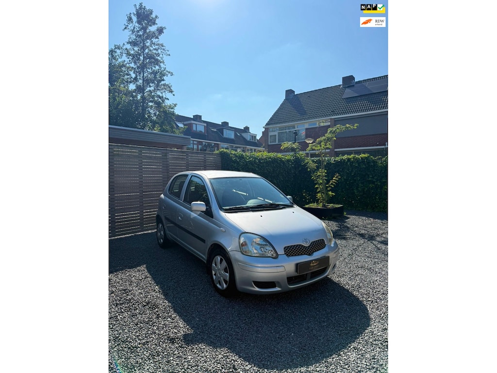 Toyota Yaris 1.3 VVT-i Sol