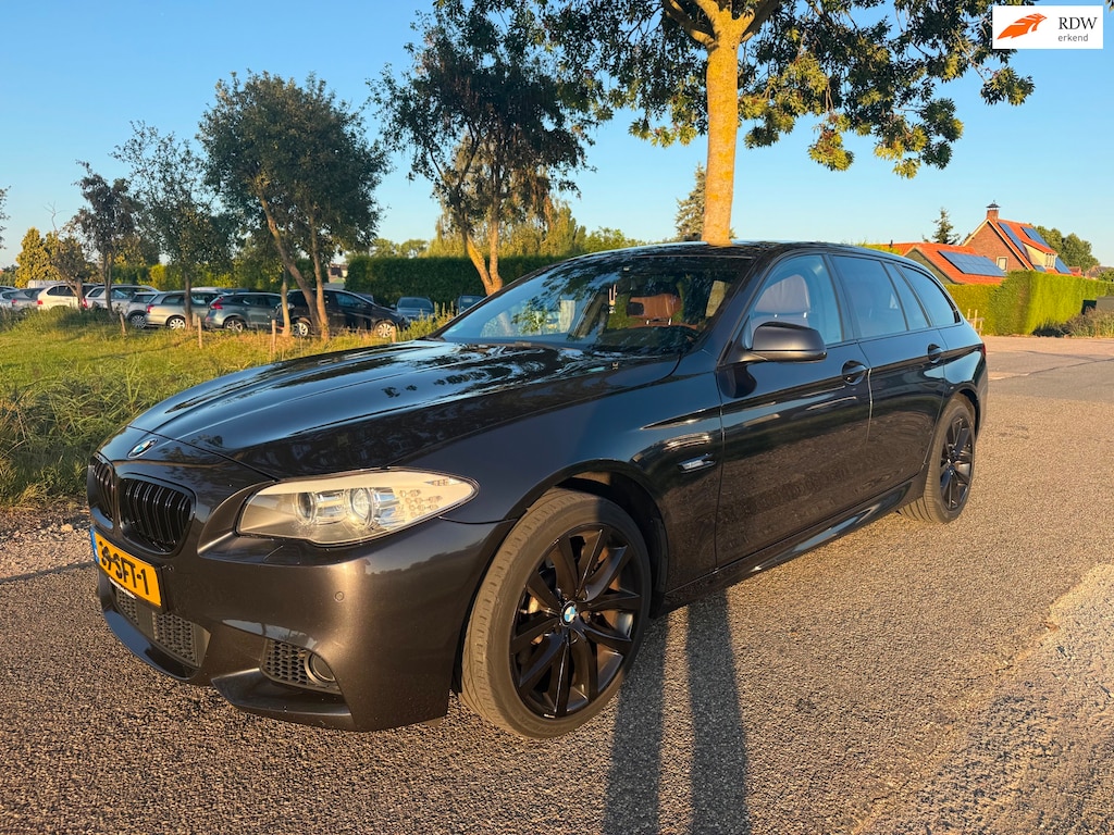 BMW 5-Serie Touring 528i High Executive Veel opties BPM inclusief