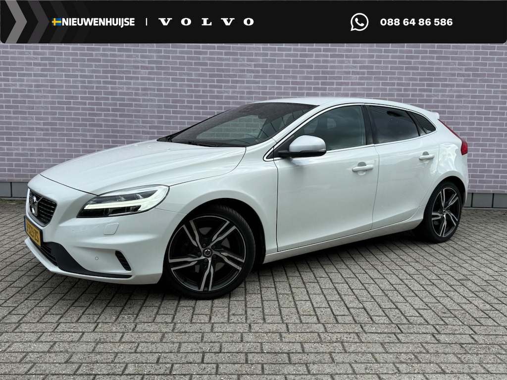 Volvo V40 2.0 T5 R-Design | Trekhaak | Achteruitrijcamera | Parkeersensoren | BLIS | Cruise Control | Lederen Bekleding | Stoelverwarming | Navigatie | High Performance Audio | Lichtmetalen Velgen 18 inch