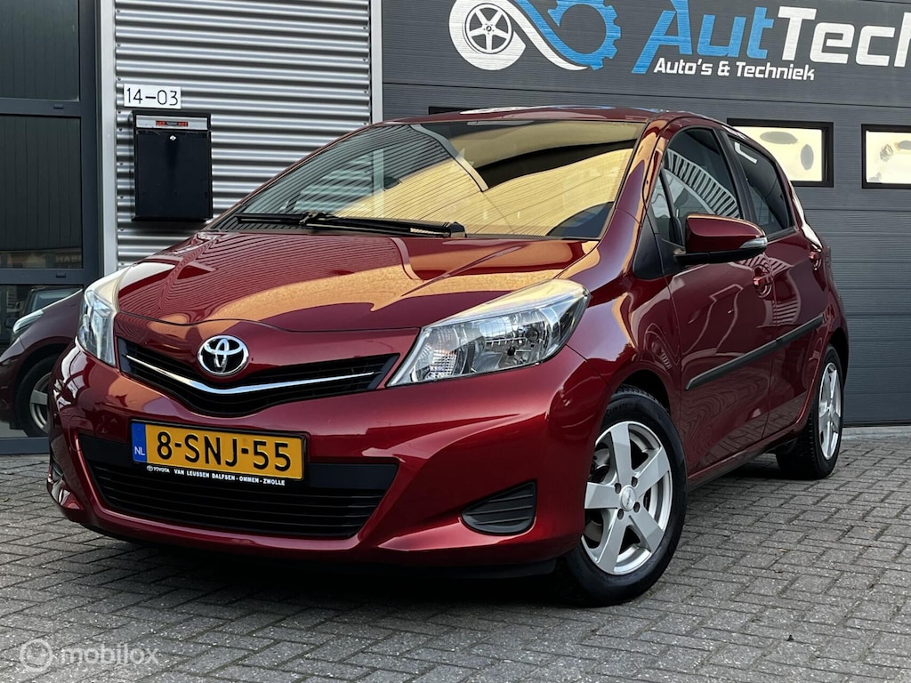 Toyota Yaris 1.3 VVT-i Automaat Camera CarPlay Cruise Dealer Onderhouden