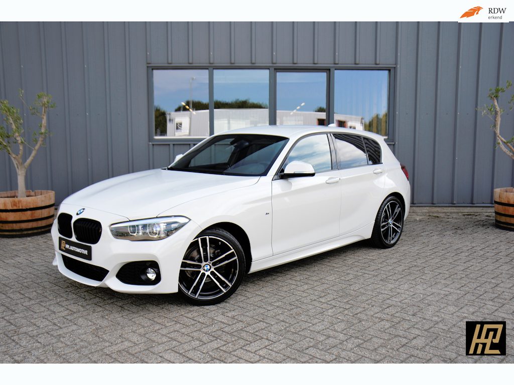 BMW 1-Serie 118i Edition M Sport Shadow Executive * 18" Breedset * Navi * Stoelverwarming * PDC * Top conditie