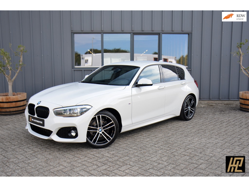 BMW 1-Serie 118i Edition M Sport Shadow Executive * 18" Breedset * Navi * Stoelverwarming * PDC * Top conditie