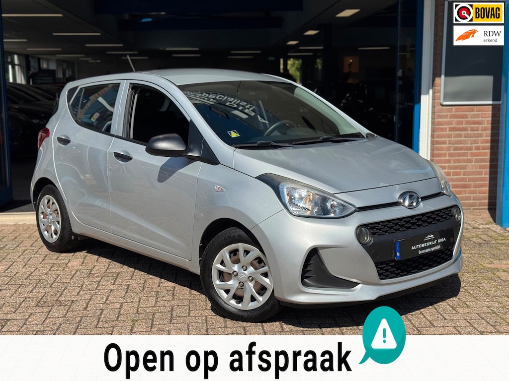Hyundai i10 1.0i i-Motion Premium 2017 5drs AIRCO APK NAP!