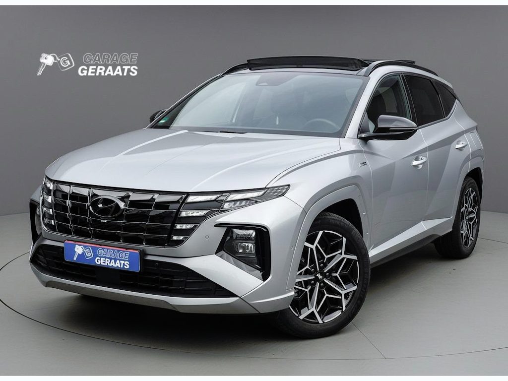 Hyundai Tucson 1.6 T-GDI Plug-in Hybrid Sky 4WD N-line l Schuifdak, Stoelventilatie, Elektr. Stoelen, 1e eigenaar, Dealer onderhouden, 360 Camera, Half alcantara/leder, 19 inch, Full option!