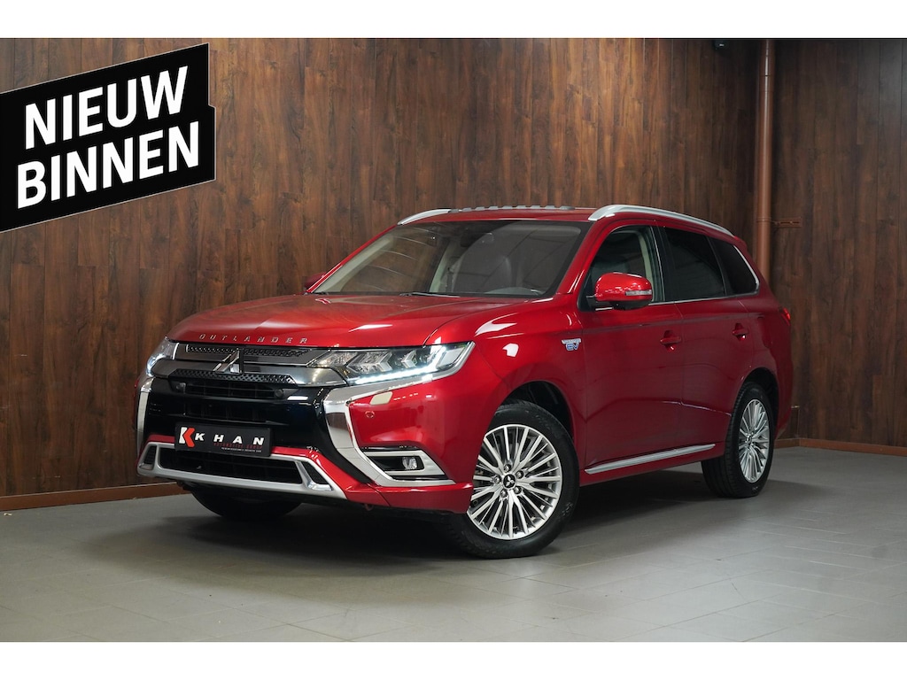 Mitsubishi Outlander 2.4 PHEV Intense+ Panorama|CarPlay|4WD|Elektrische achterklep