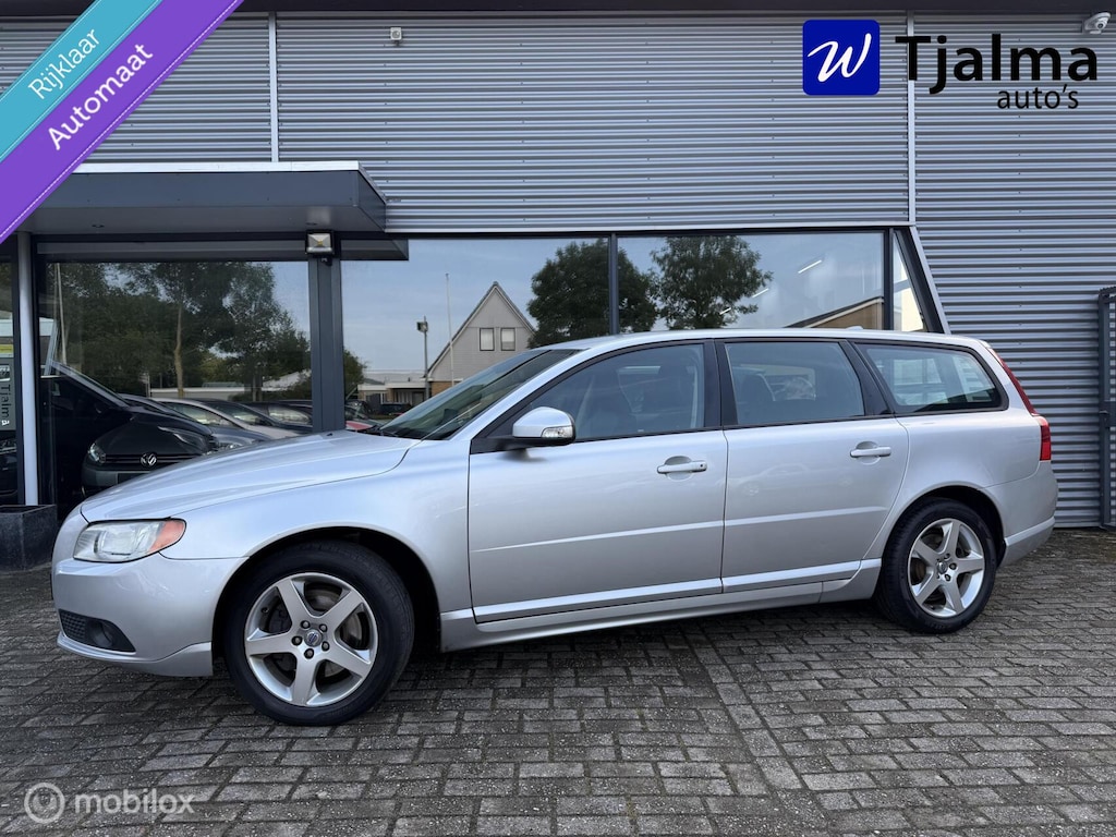 Volvo V70 2.4D Momentum trekh navi 17 inch keurige auto