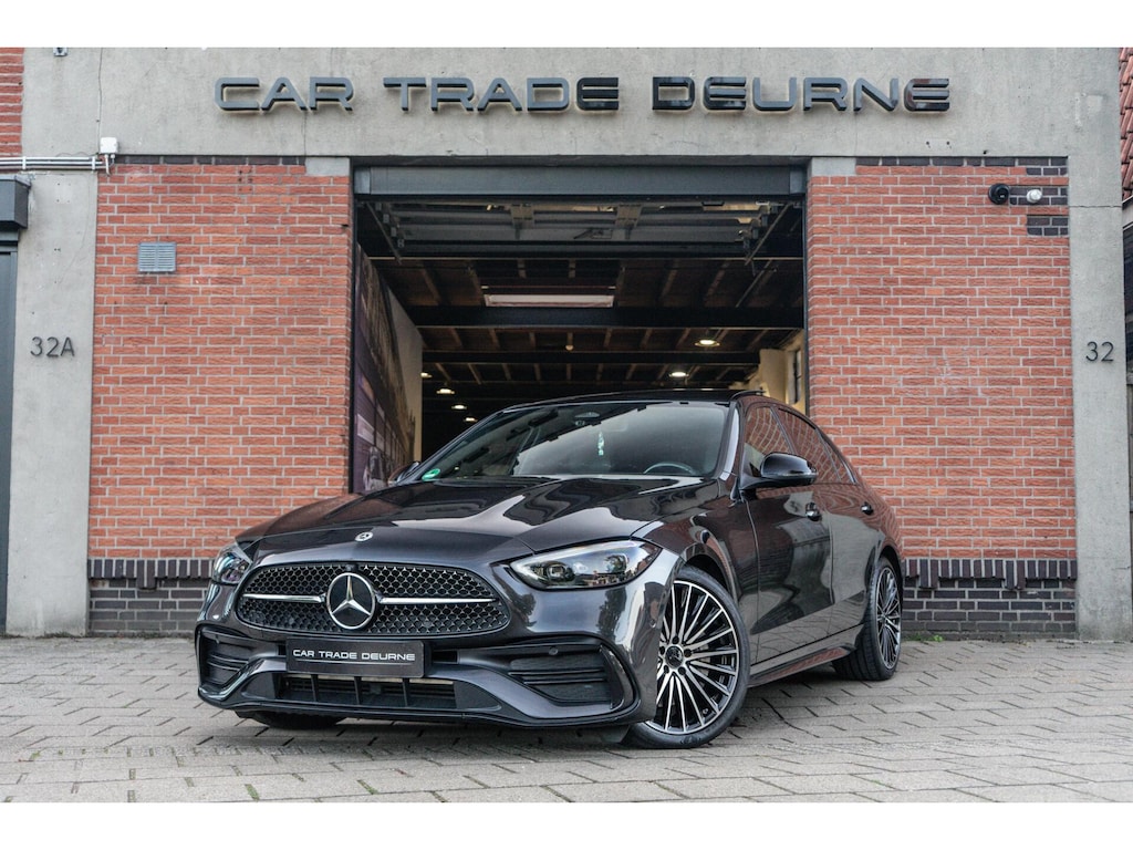 Mercedes-Benz C-klasse 200 AMG Pano / Burmester / 360