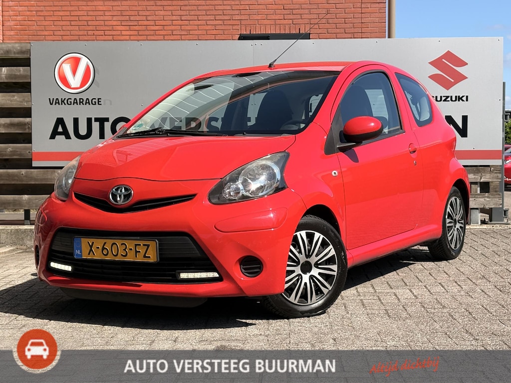 Toyota Aygo 1.0 VVT-i Aspiration Automaat, Airco, Incl. Winterset Lichtmetaal, Elektrische Ramen