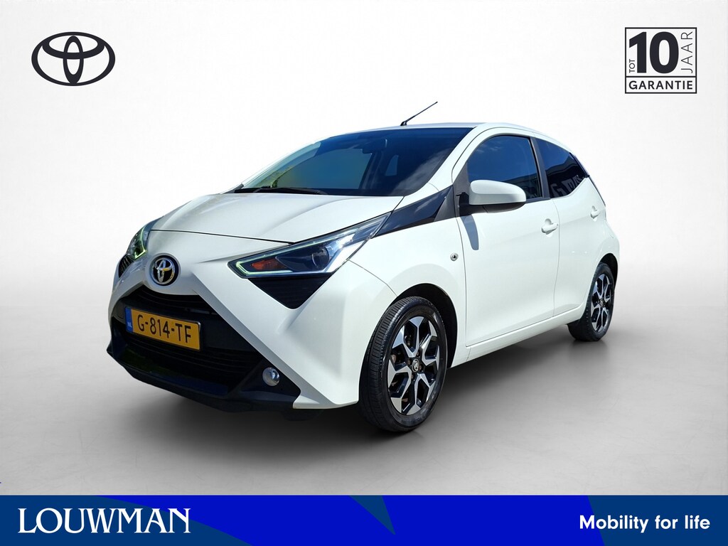 Toyota Aygo 1.0 VVT-i x-joy | BTW voertuig | Dealer onderhouden | Climate control | Apple CarPlay/Android Auto | Achteruitrijcamera | Automatische verlichting |