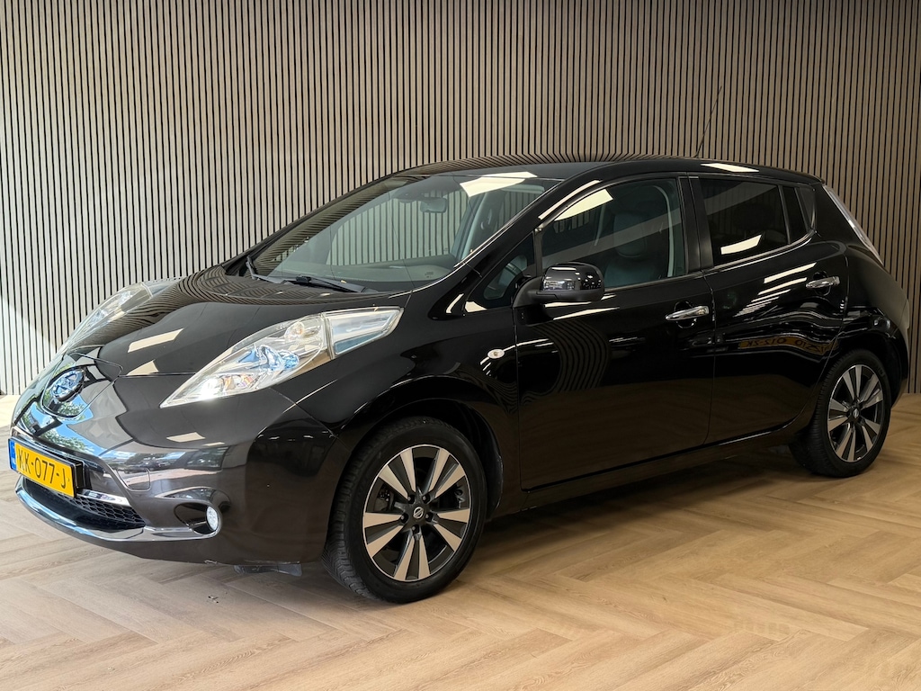 Nissan Leaf Tekna 30 kWh AUT. CAMERA 360 AIRCO BLUETOOTH BOSE SYSTEM CRUISE LEDER STOEL & STUURVERWARMING