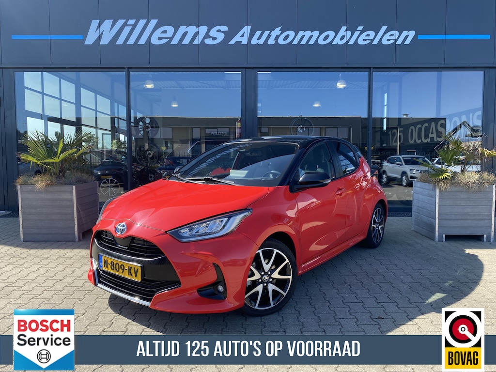 Toyota Yaris 1.5 Hybrid Executive Panoramadak , Stoelverwarming , JBL , pdc V+A