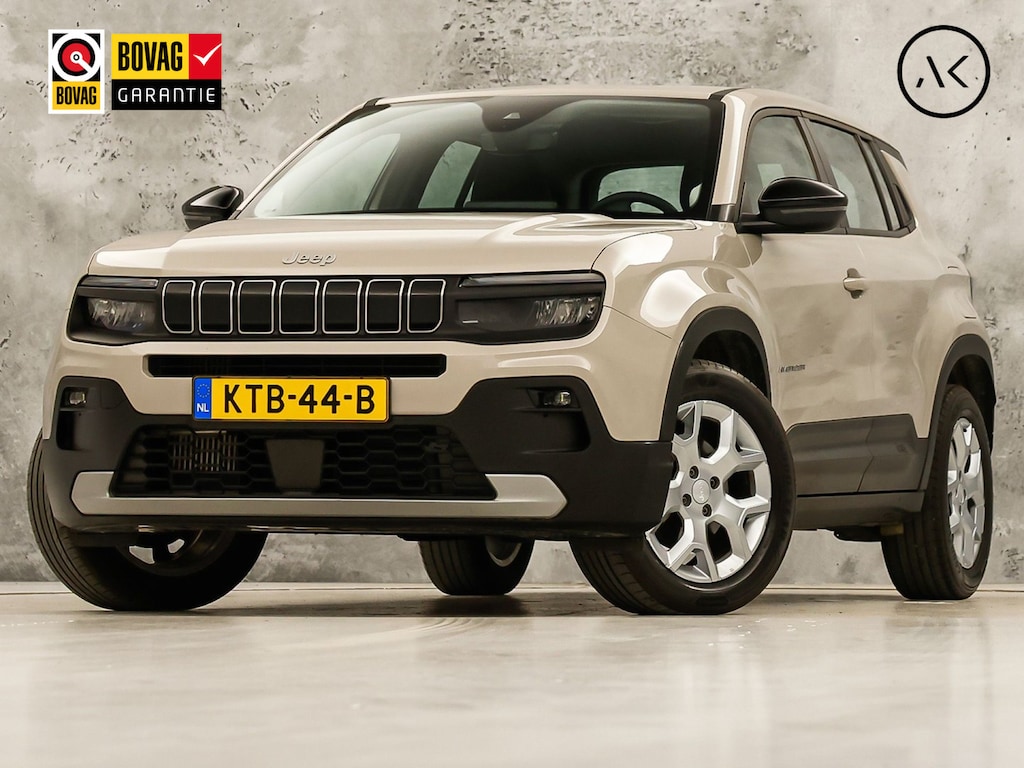 Jeep Avenger 1.2 e-Hybrid Altitude Sport Automaat (VIRTUAL COCKPIT, APPLE CARPLAY, GROOT NAVI, 360 CAMERA, SPORTSTOELEN, KEYLESS, ADAPTIVE CRUISE, NIEUWSTAAT)