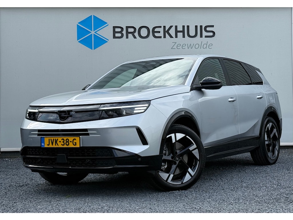 Opel Grandland 1.6 PHEV 195PK GS | 8 Jaar Garantie | Focal Soundsystem | TomTom NAVI | Schuif-/Kanteldak | Adaptieve Cruise Control | 360° Camera | Dodehoek Detectie | Verwarmde Stoelen | Matrix LED | 19" LMV