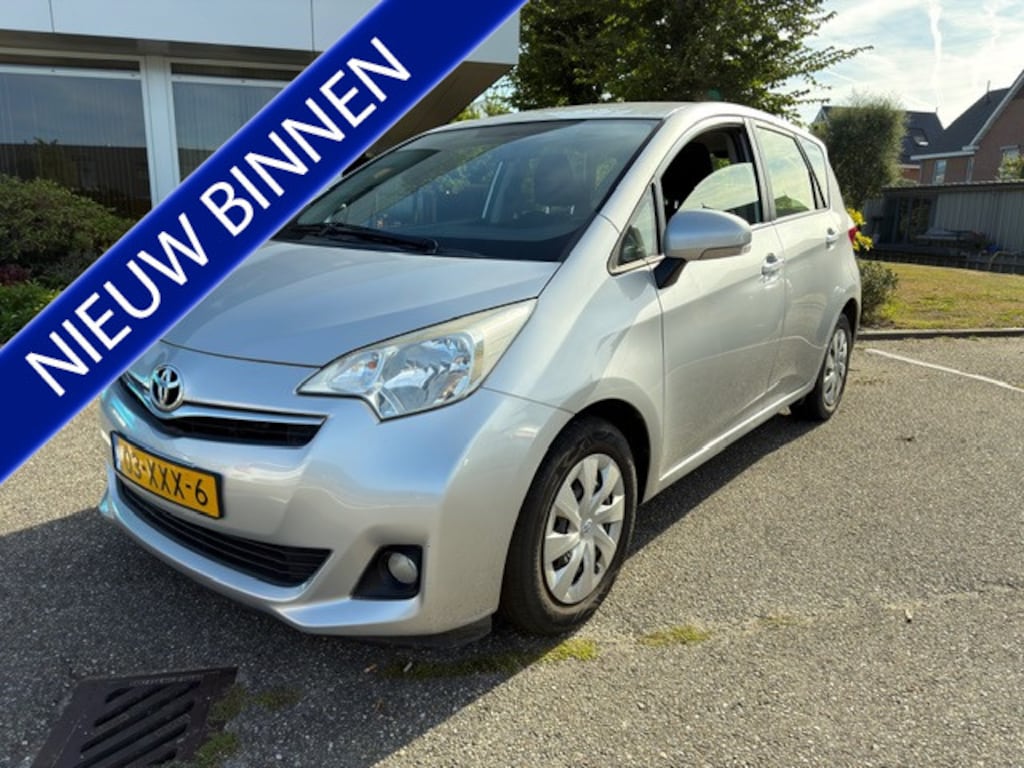 Toyota Verso-S 1.3 VVT-i Aspiration Camera, cruis control, trekhaak, nieuwe banden, NAP pas Nieuwe a.p.k  &  3 maanden garantie