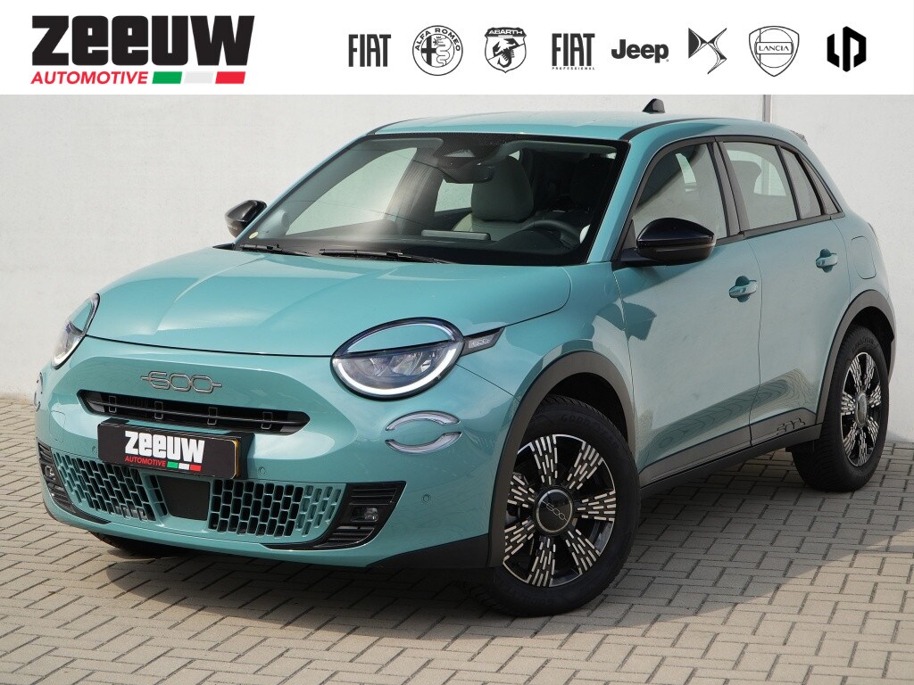 Fiat 600 1.2 Hybrid 145 PK Icon | Comfort | Winter | 17"