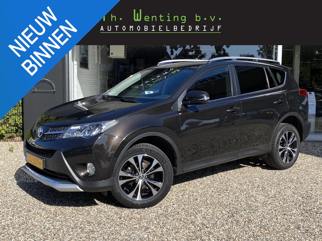 Toyota RAV4 2.0 Style 4WD | Navigatie | Cruise Control | Achteruitrijcamera | Klimaat Controle | Keyless | Trekhaak |
