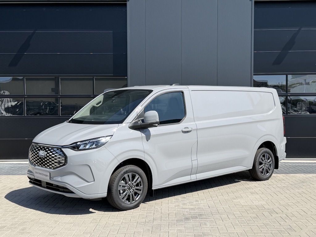 Ford E-Transit Custom 340 L2H1 Limited 71kWh 218pk - 370KM WLTP - AGR Bestuurdersstoel - ACC - B&O - Navi - Stoel/Stuurverwarming - 360 Camera - Blindspot - Rijklaar