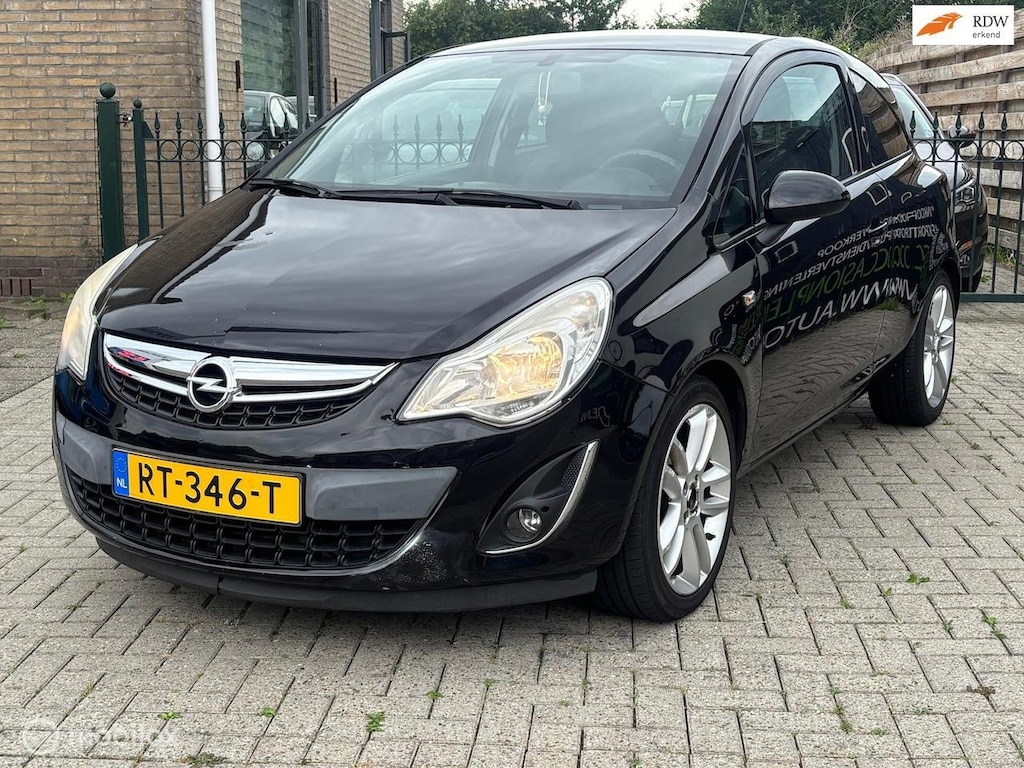 Opel Corsa 1.2-16V Selection