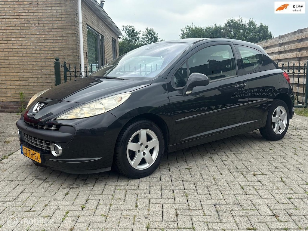 Peugeot 207 1.4-16V XS Pack | 3drs | airco | nieuwe apk | lm velgen | koopje